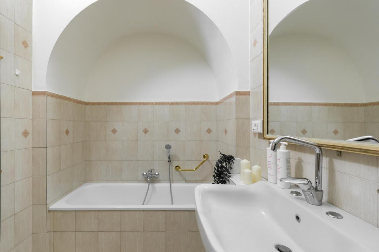 Elegante E Raffinato In Zona Crocetta Apartment Torino Exterior foto